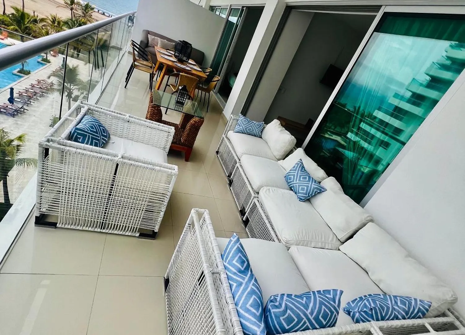 Morros Epic Luxury Beach Cartagena
