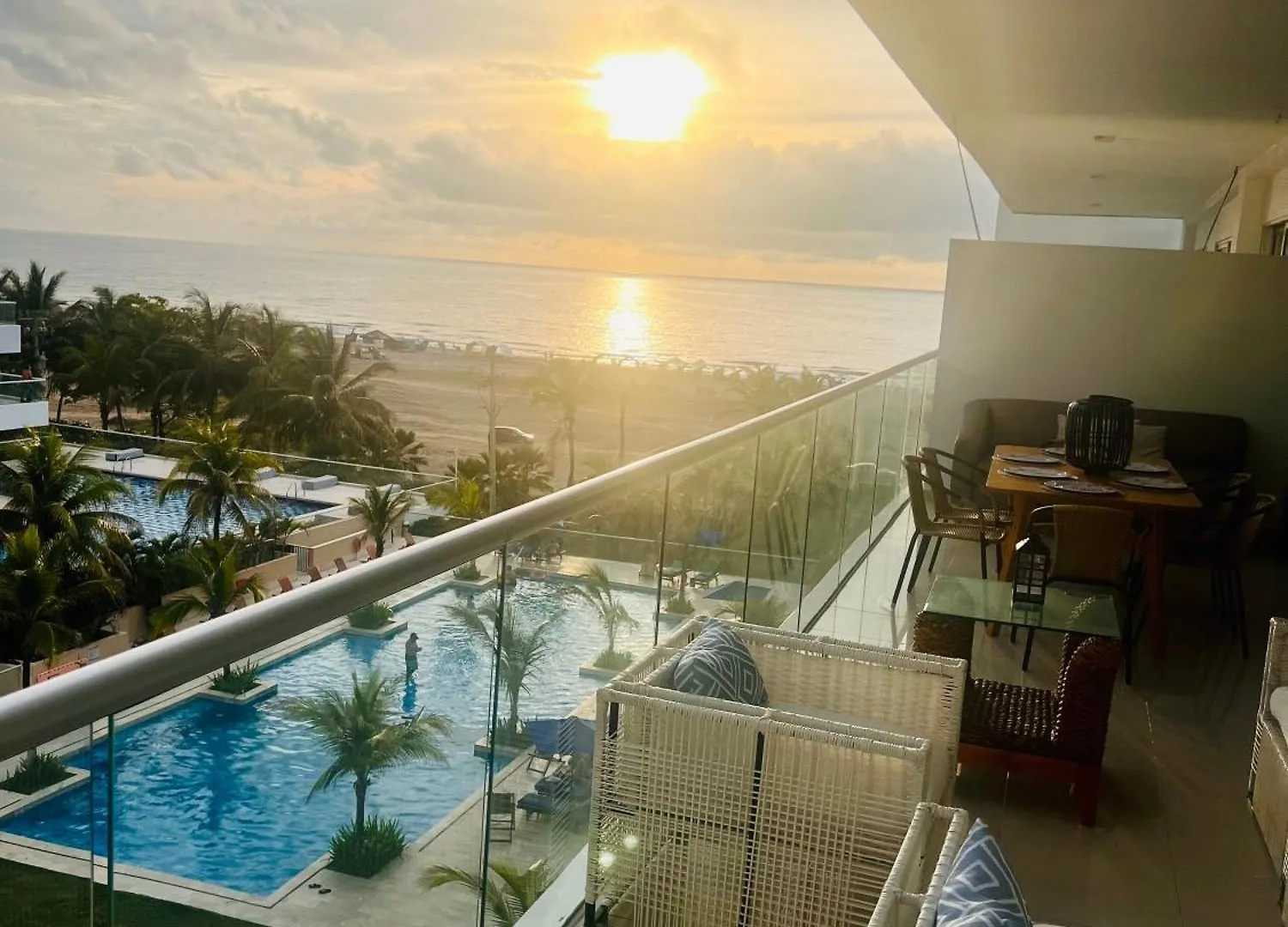 Morros Epic Luxury Beach Cartagena